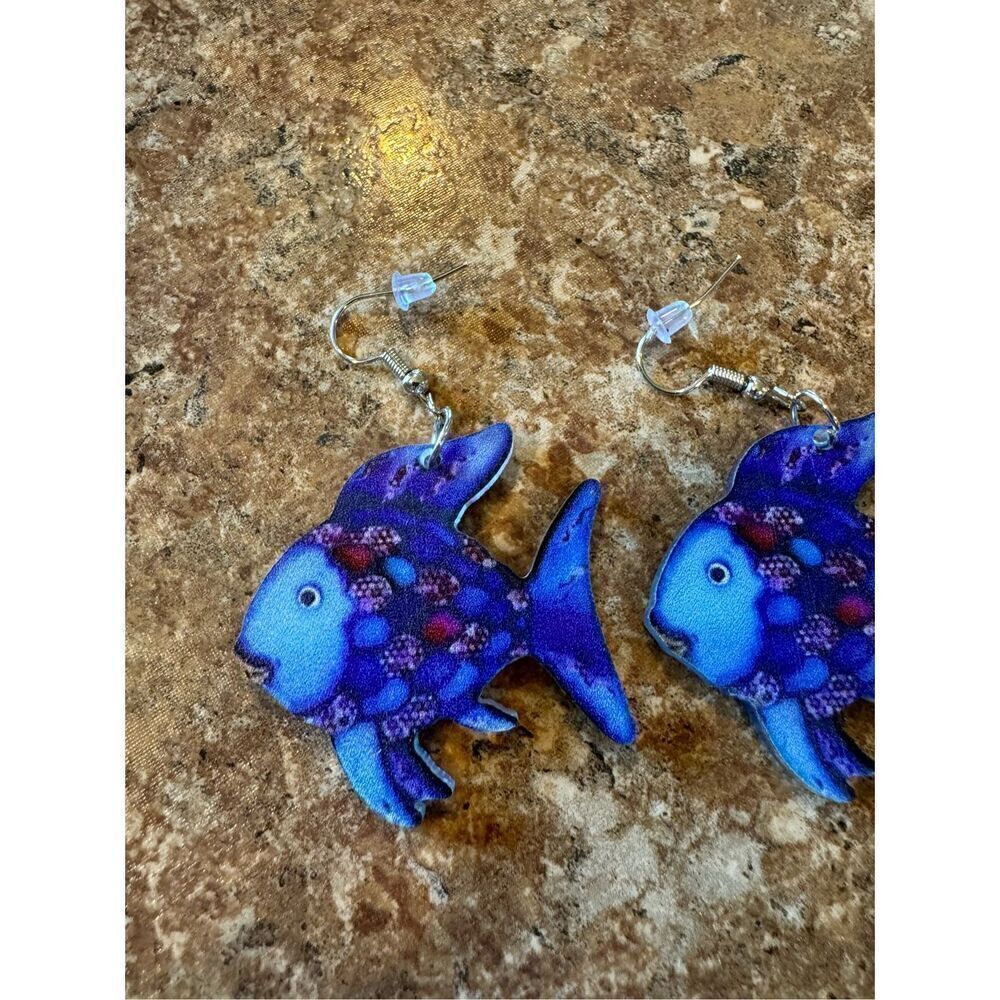 New boutique rainbow fish earrings - Picture 2 of 4